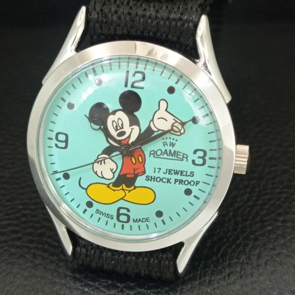 Vintage 1988 Disney Roamer Manual Mens Silver Watch W/Nato Strap & Mickey accent
